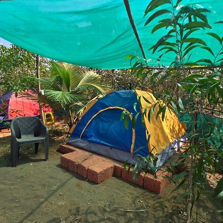 Harihareshwar Sea Touch Beach Resort מראה חיצוני תמונה